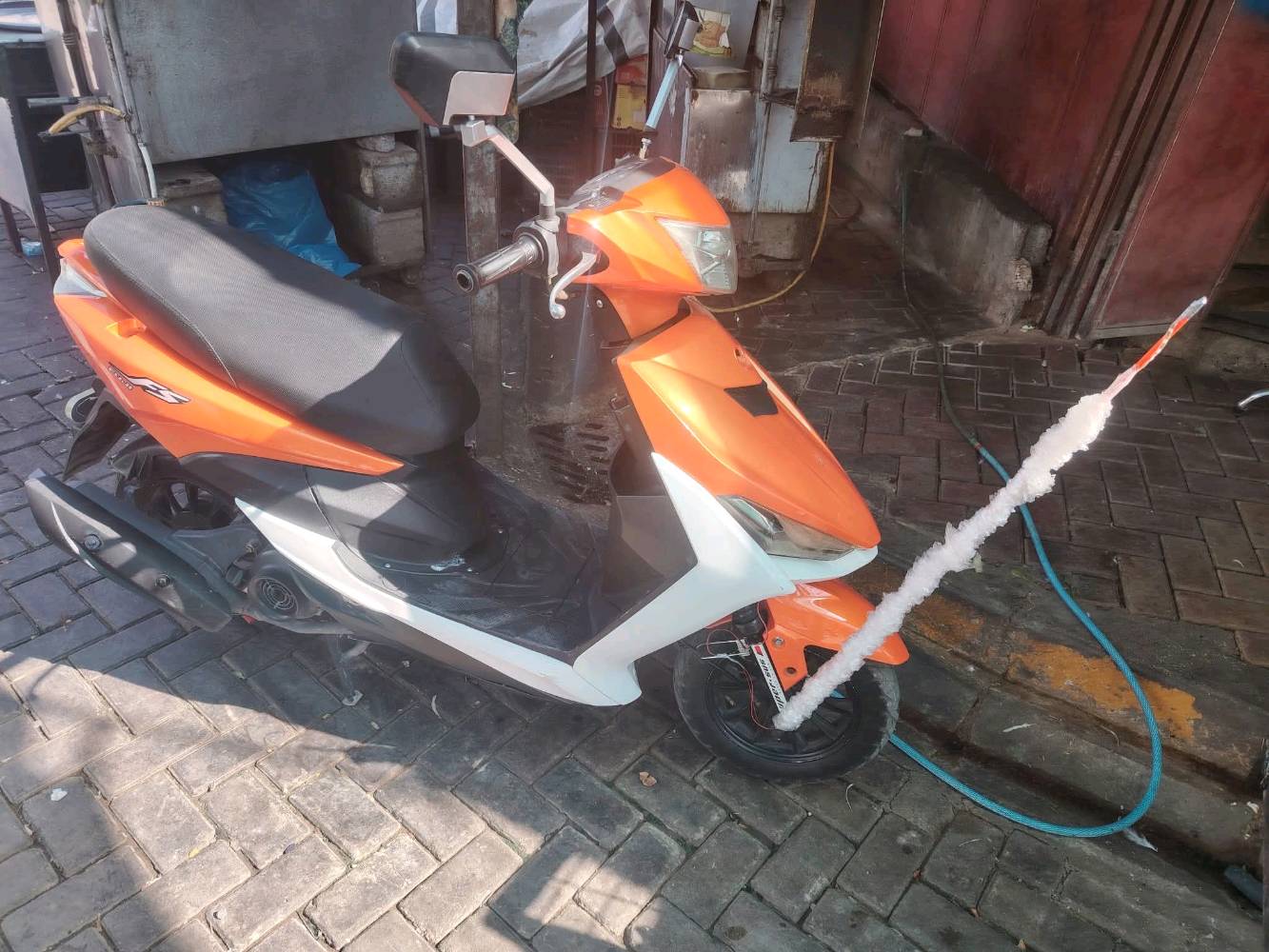 ديالى جلولاء 
ماشي 12الف و قابل للزيادة 