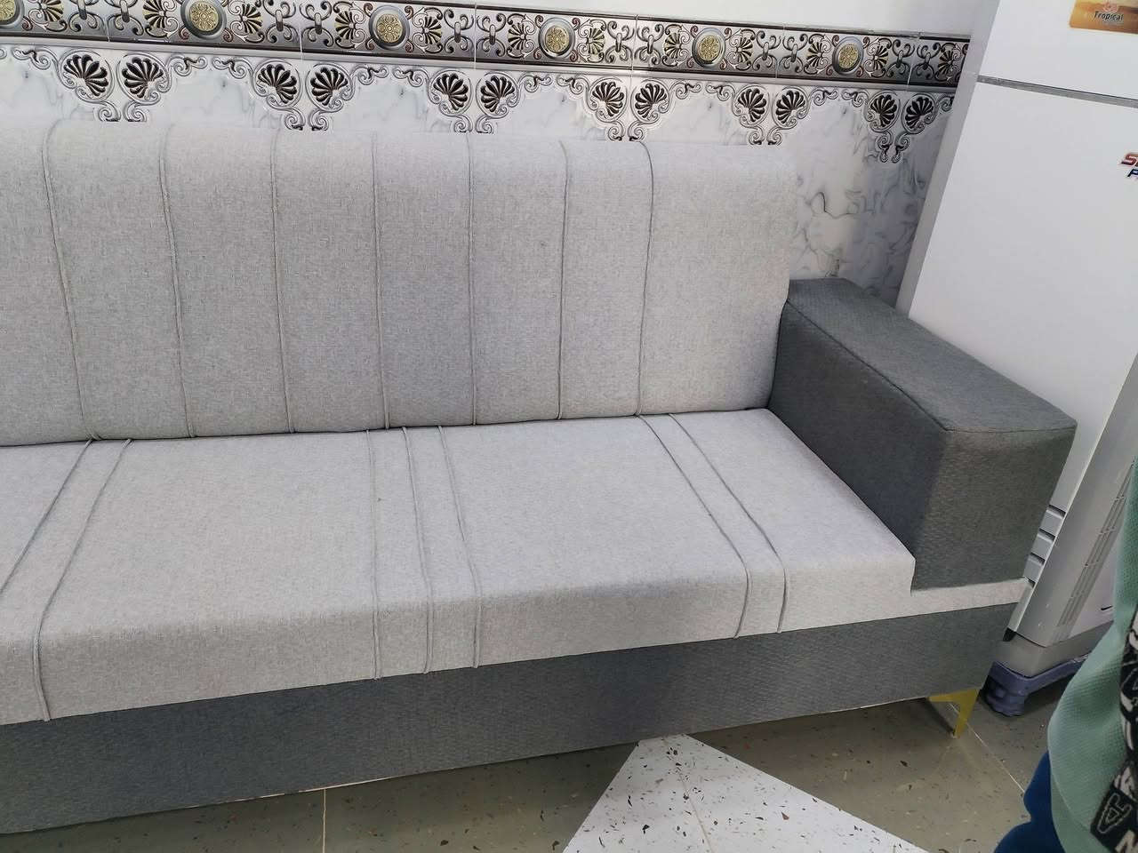 اللهم صل على محمد وآل محمد هذا بفضل الله الديوان المودرين الخشب الروسي ومن افضل انواع الاسفنج المميز و الاقمشة التركي ضمان 5 سنوات إلى مضيف الخال ابو ماهر صلاح محسن الحجيمي مضيف العامر بأهله ان شاء الله تلفون ***********.  واتساب. العنوان الديوانية الحمزه قرب جامع الحاج حياوي مقابل مشتل جميل ابو فهد نعمل كافة الموديلات الصاج وآلزان المصري والمودرين @إشارة
