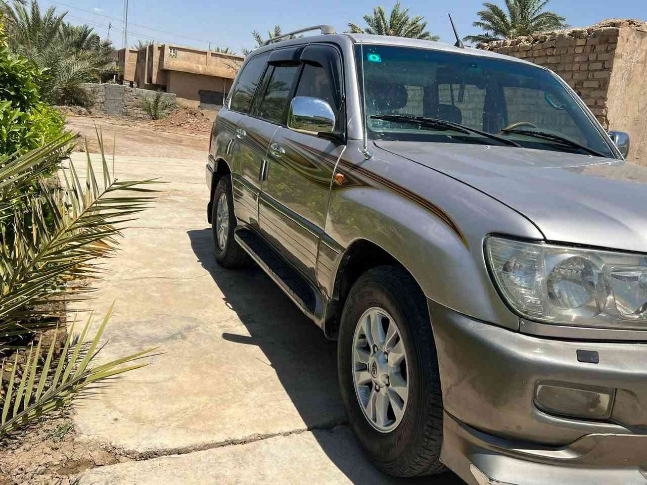 السلام عليكم سيارة مونيكا للبيع كامل موصفات مديل 2001 صبغ عام للجمالية فقط ثلاث قطع تبريد موصفات لكزس فتحه صقف تخم تاير السيارة جديده اذا اكو مراوس سيارة بيكم كريت ويل العنوان بغداد للاستفسار
***********
