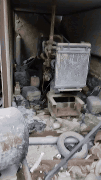 مكأن سين سي عدد2 معه مولده بيرسي 50كيفي للبيع المكان الرميثه الاتصال عله هاذه الرقم ***********
