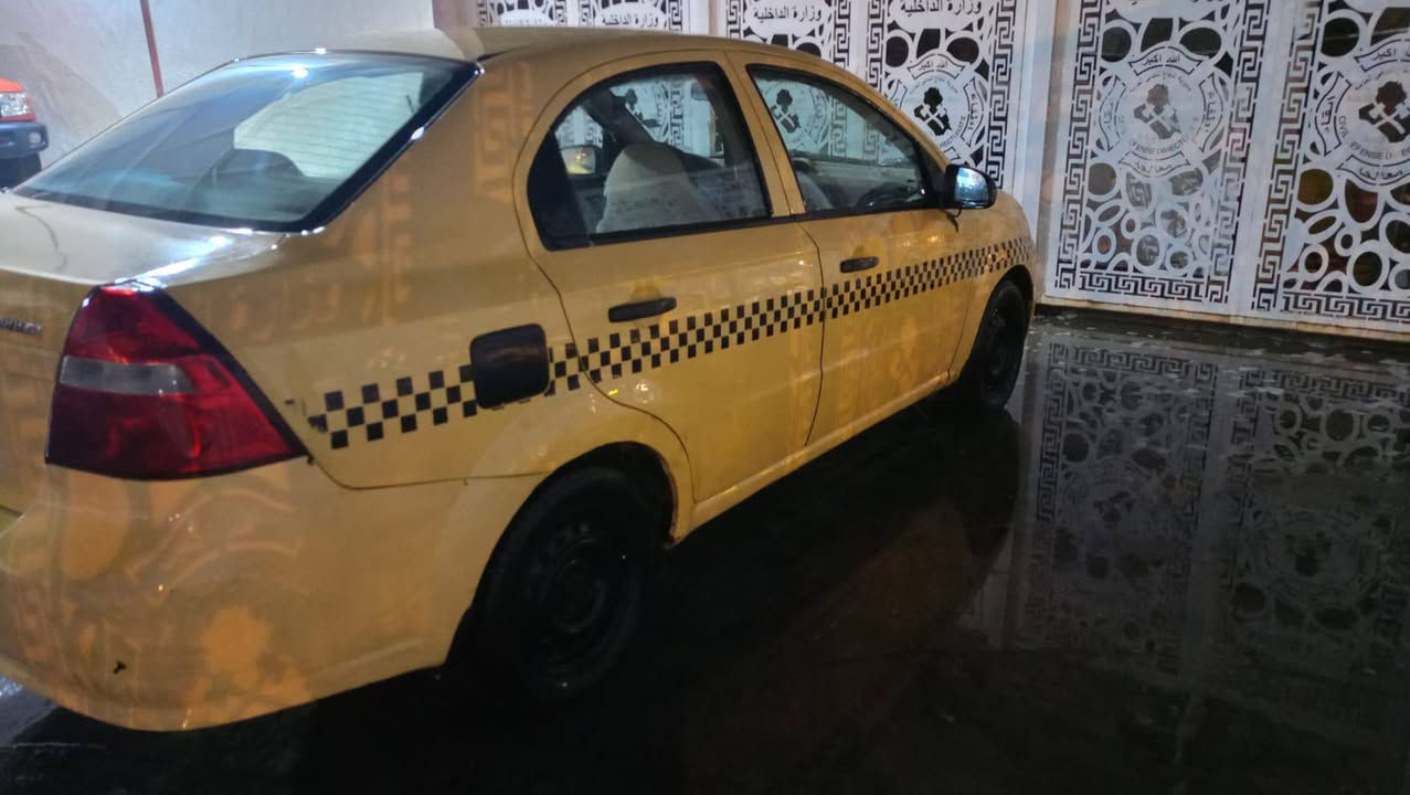 سلام عليكم
افيو للبيع موديل 2009 
رقم نجف انجليزي تحويل ثاني يوم 
سياره نضيفه بيهه قطعتين 
مكان نجف 
السعر 52 وبيهه مجال 
للتواصل ‏‪***********‬‏
للتواصل ‏‪***********
