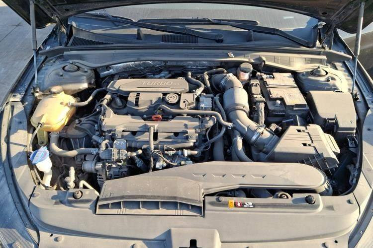 اوبتيما فول الفول K5 GTLain….🌹🌹
جيتي لاين موديل 2024رقم بغداد حره

 محرك 1600 تيربو 

بنراما 

؟ تشغيل عن بعد 

؟ تبريد ثلج+ مناخين منفصل السائق والصدر 

؟ اشاره ترحيب 

؟ بانوراما 

؟ سايد بريك بصمه

؟ لايت 3 عدسات بلادي زنون LED

? بصمه ابواب وجنطه 

؟ صندوك ذكي 

؟ لد امامي لد نهاري 

؟ لد خلفي 

؟ شحن لاسلكي 

؟ كشافات ضباب لد 

؟ استرين D 

? فول تحكم استيرين 

؟ كشنات حضن 

؟ رادار امامي 

؟ رادار جانبي 

؟ رادار خلفي 

؟ تحديد مسارات 

؟ توقف ذاتي امامي 

؟ توقف ذاتي خلفي 

؟ قياده شبه ذاتيه 

؟ كامره خلفي دواره 

؟ شاشه Gps كبيره لمس ونضام ابل كار بلي وكامره خلفيه دواره 2 وضعيات تصوير 

؟ فول تحكم استيرن+ كروز سرعه+ اوامر صوتيه + تثبيت المسار 

؟ نضام مود درايف (4) انظمه قياده اعتيادي.رياضي .ذكي 

؟ حساس شاطارات 

؟ نقطه عمياء 
 رقم بغداد 
؟ داخل جلد مطرز علامه ( جيتي)

؟ داخل احمر  

؟ وبعد بيهه مواصفات معروفه
الاستفسار*********** ☎️☎️
