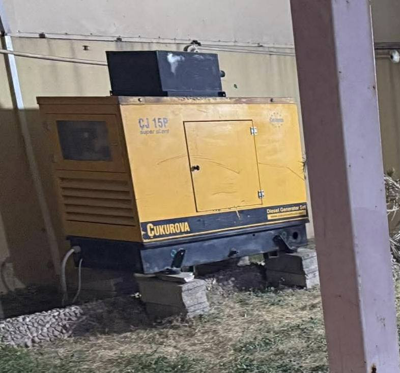 مولد بيركنز إنكليزي اصلي مامفتوح بلادي وملف ستامفورد 15 كي في 3 فيز شرط التشغيل والحمل مكفوله ملف ومحرك مامفتوح فقط البورد مال التشغيل مبدل
للاستفسار ***********
