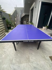 منضدة للبيع مع كامل غراض 07708606571