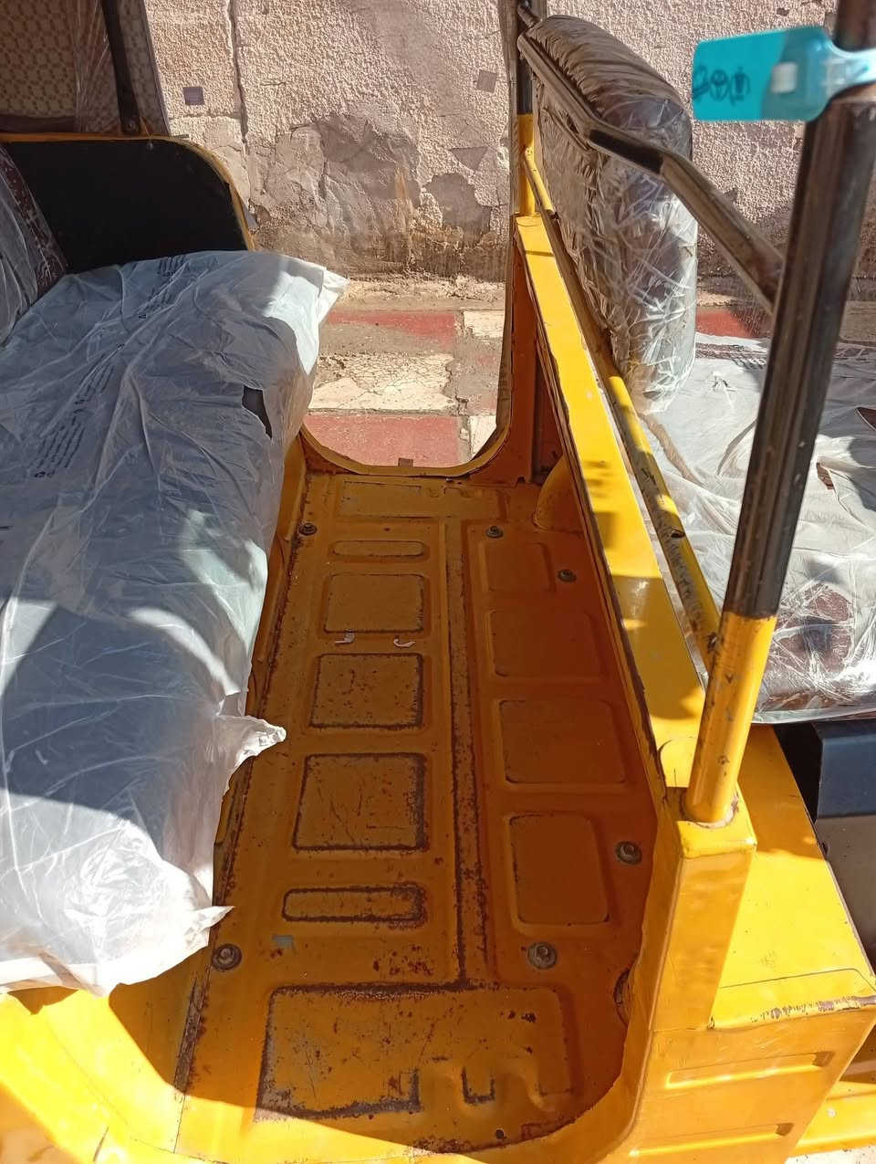 سلام عليكم اخوان تكتك 19 شهر 11 مضلع بيها فقط لغد واحد رش باقي مكفول سعر تكتك 5100 وبيها مجال للشراي تحويل ثاني يوم مو شراي لا خابرني  تكتك حلوة ونصبتها تخبل
***********
