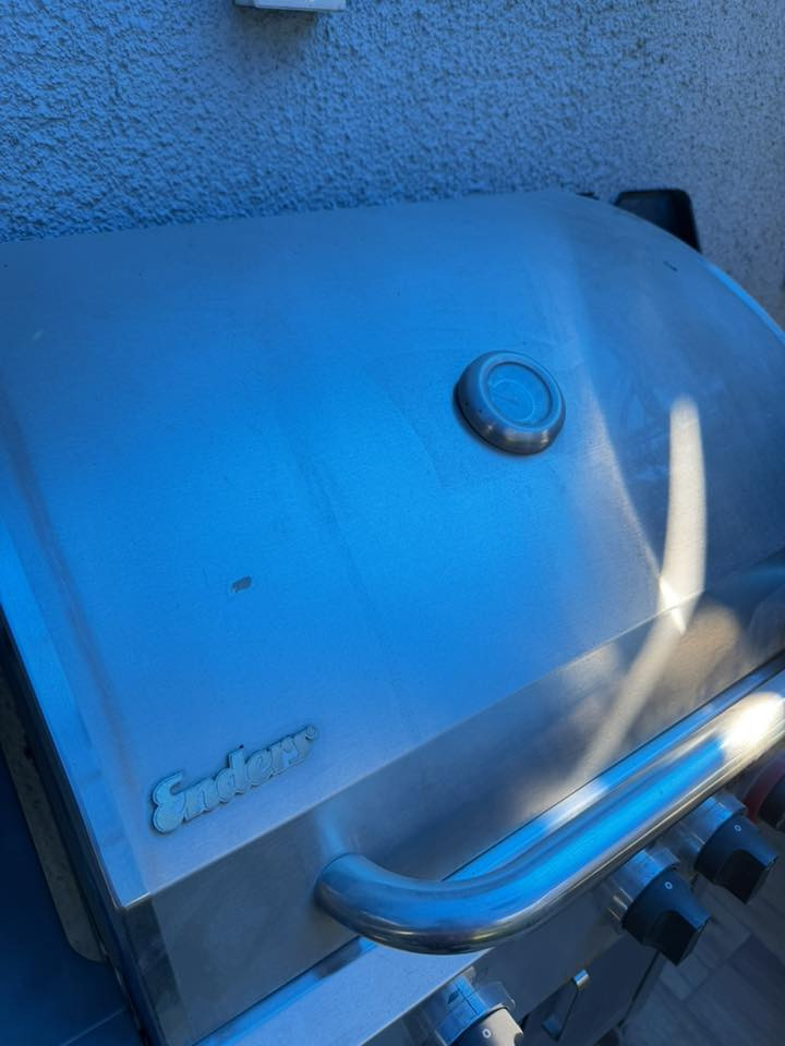 كرل ستيل أمريكي …
١٧٥ الف 

بغداد السيديه 
***********
