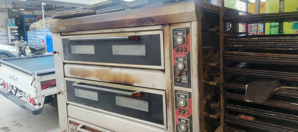 السلام عليكم فرن كهربائي للبيع 3 خانات نضيف وصمونتة حلوة
الشراي يجي خاص لو يتصل على ***********

