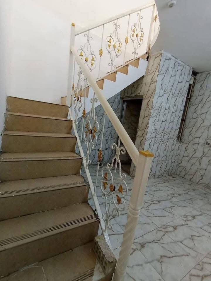 #للايجار______في_____السيديه

بيت مساحه  90 متر نظيف جدا 

يتكون من

غرفتين نوم ((غرفه ارضيه ))  مطبخ صاله خدمات صحيه عدد. 2 وكراج

#الايجار 750

للاستفسار الاتصال على الارقم التالي 
***********
