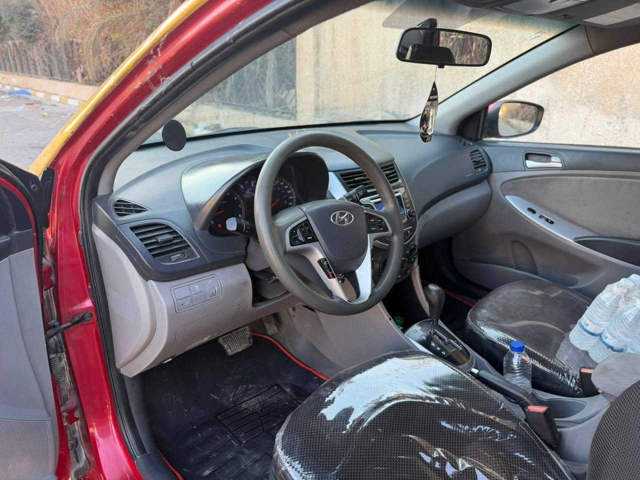 للبيع اكسنت 14 بسمي سنويه 2029 مصفره غرامه وهيئه ***********
