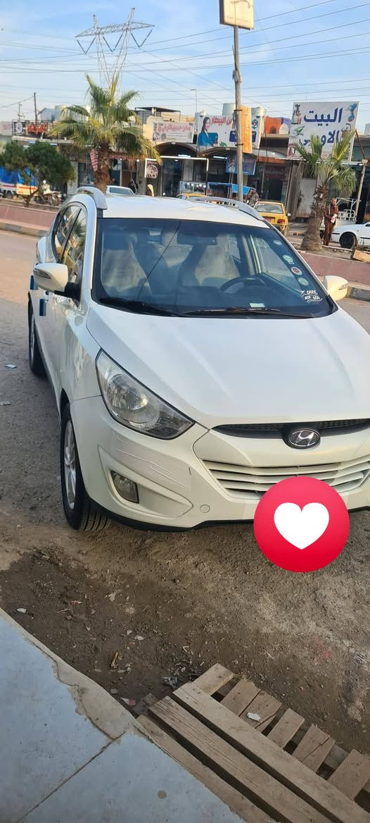 توسان 2011 الضرر موضح بالصورة صبغ مع تبديل باب السائق و محرك تجفيت شرط التنقيص و التبخير
رقم أربيل و السيارة بسمي
السعر ١٢٥
 المكان #طوزخورماتو 
للاستفسار
***********
