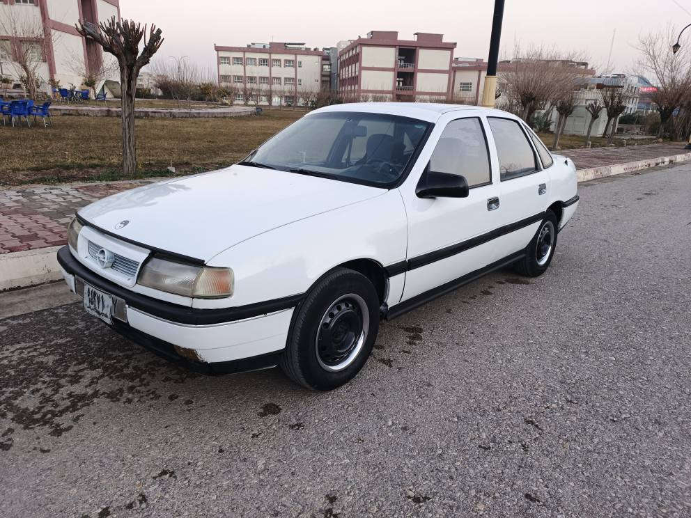 ئۆپڵ ڤیکتر مۆدێل 91 بێ دەعم و لێدراو حیزام بۆیاخ لەسەر ساخی ،  گێڕ و مەکینەو کارەبایی کامل مەزبووت
ئاڕم پلاستیکی  سلێمانی ئاڕم و،ئەوەلیاتی بەشەرتە  سعر33 گەڵاو معامەلەیەکی کەم 
***********
*********** رانية, السليمانية
