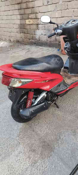 سلام عليكم دراجه سكنس فحل ياباني مكينه ما مفتوحه كفاله ختم واحد مكاني البصرة القرنه السعر ١٣٥٠ بيهه مجال  رقم الهاتف *********** يوجد واتساب
