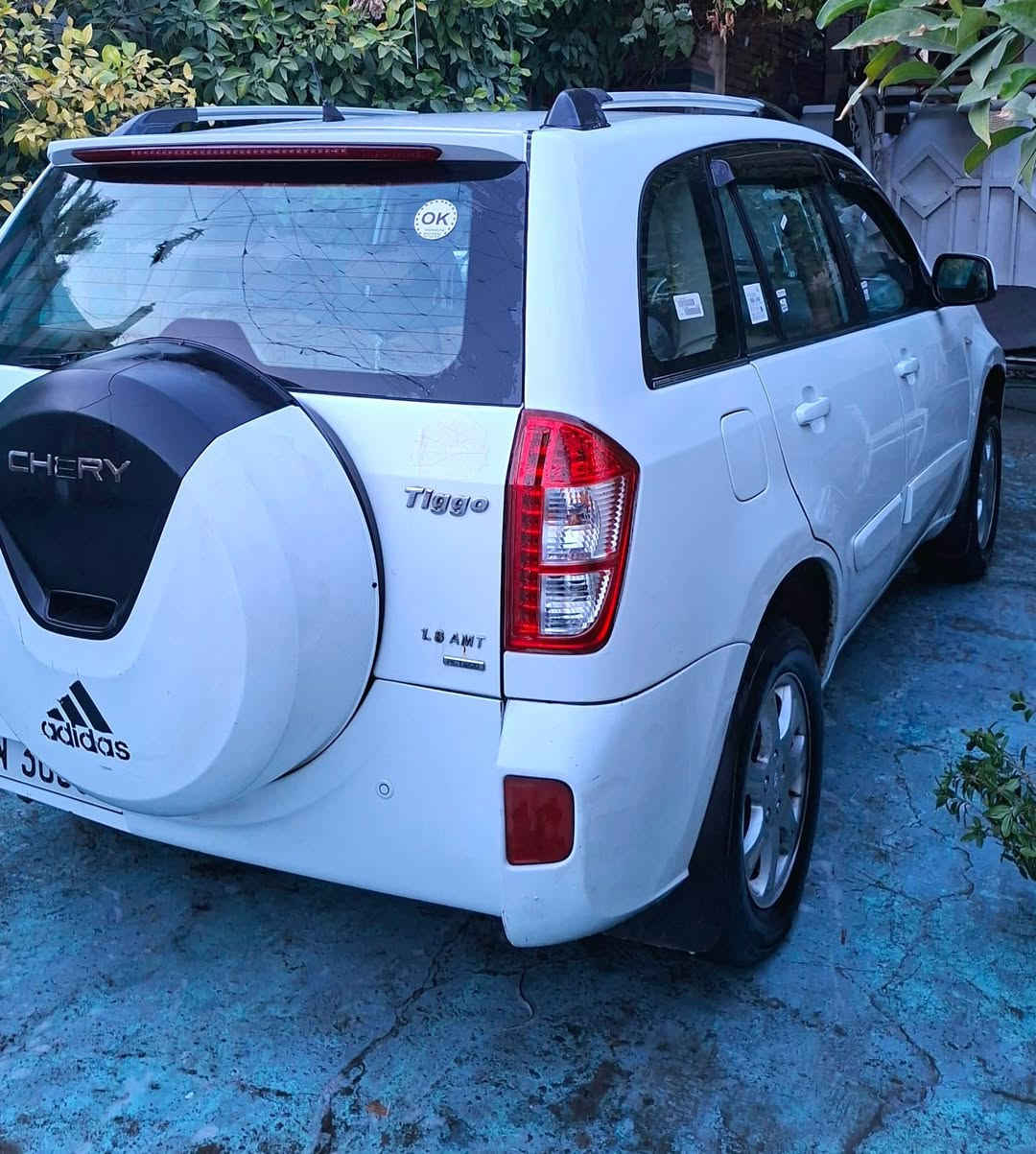 تيكو موديل 2013 كير ومحرك جديد وصدر جديد السياره مقفوله من ضربه وصبغ تخم تاير جديد هزه جديده 
سعره 60 وبيه مجال بغداد الهاتف ***********
