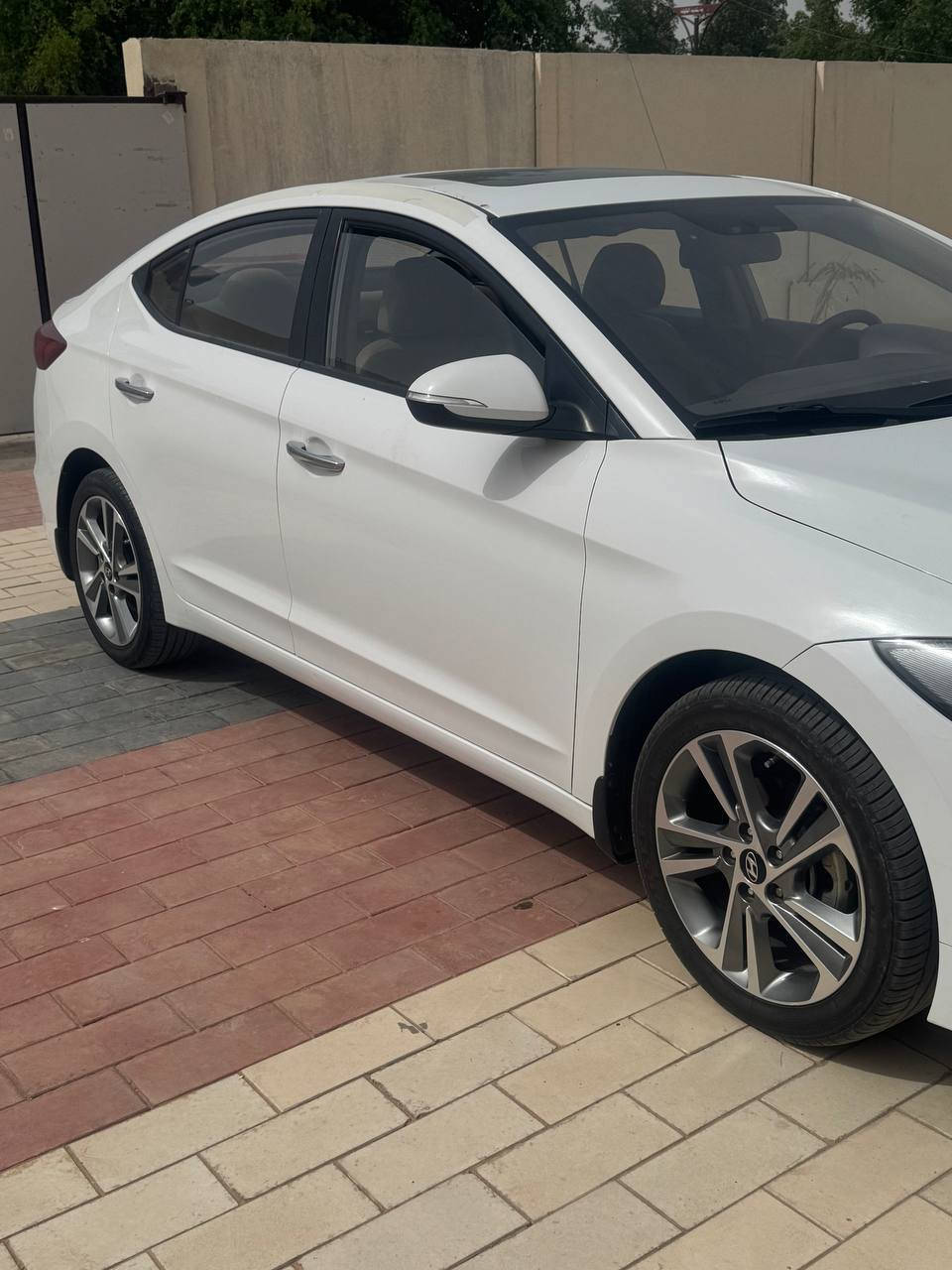 هونداي النترا  2019   ELANTRA  سوبر
خليجي  فول موصفات عدا البصمه     
شمالي اربيل وكاله او تحويل
محرك 2000cc 
 نضام ABS
فتحه سلايد روف
كامره خلفيه دواره 
شاشة 
تحكم أستيرن 
وضعيات قيادة متعدده 3 وضعيات
حساسات خلفي
 مري شفط نضام ترحيب 
لد نهاري 
تبريد قطعتين
ويل كب/ويل كروم/ويل 17
داخل جلد بيجي
مدخل AUX+USB/بلوتوث...
كفاله عامه حتى الدعاميات فقط كرت صغير خلف قبق البانزين 
للاستفسار اكثر  الاتصال ع رقم ***********
مكاني النجف
