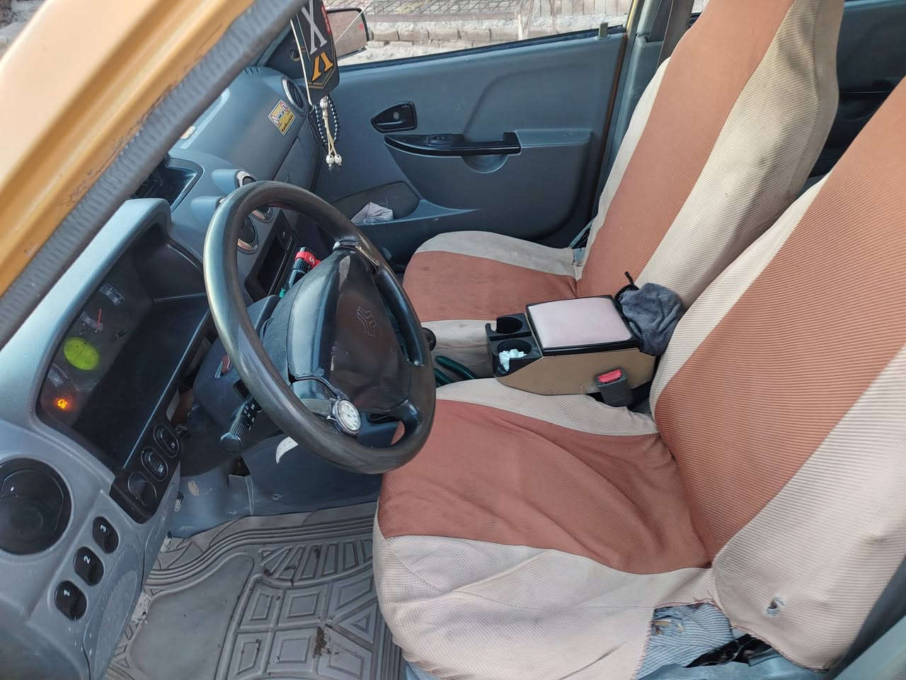 السلا م عليكم سايبا موديل 13 للبيع رقم قادسيه سنويه ل30 سياره حلوه ونضيفه كير مكينه نضيفه بشكل وين ميعجبك اطلع بيها  السعر 32 وبيها مجال المكان دوانيه قضاء عفك الاستفسار ع الرقم ***********
