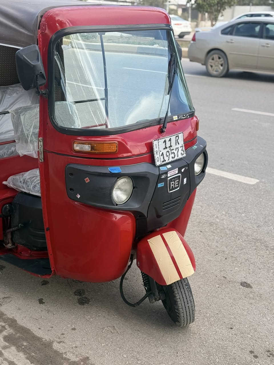 السلام عليكم شباب تكتك 18 كفاله مابيهة اي ضربه مرشوشه كلير جماليه فقط وعندي صورهة قبل الصبغ رقم بغداد نكليزي بسمي مكينه مكفوله مابيهة اي نقص سعرهة 5 للاستفسار  مكاني ديالى بعقوبه ***********
