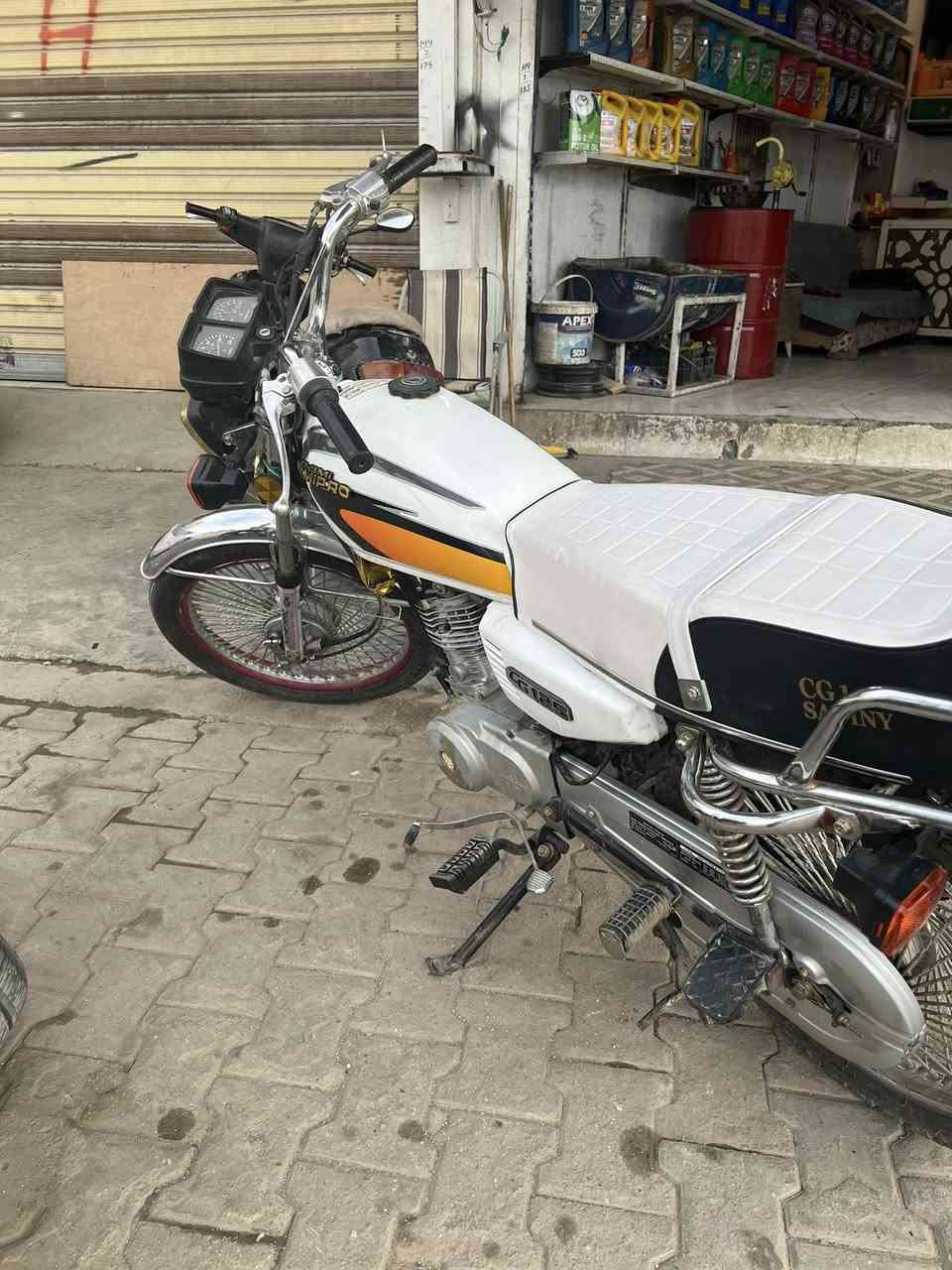 نامي برو 2019للبيع
دراجه نضيفه مابيهه شي دبلات بلادي نامي ويلات مسطره مابيهن عواج مفتوح مبدل هندر فقط مامجفت كهربايات كامل شغال شلعه قويه 380بي مجال


**إذا كنت صاحب هذا الإعلان وتريد حذفه لأي سبب، رجاءا أرسل رسالة إلى الدعم الفني**