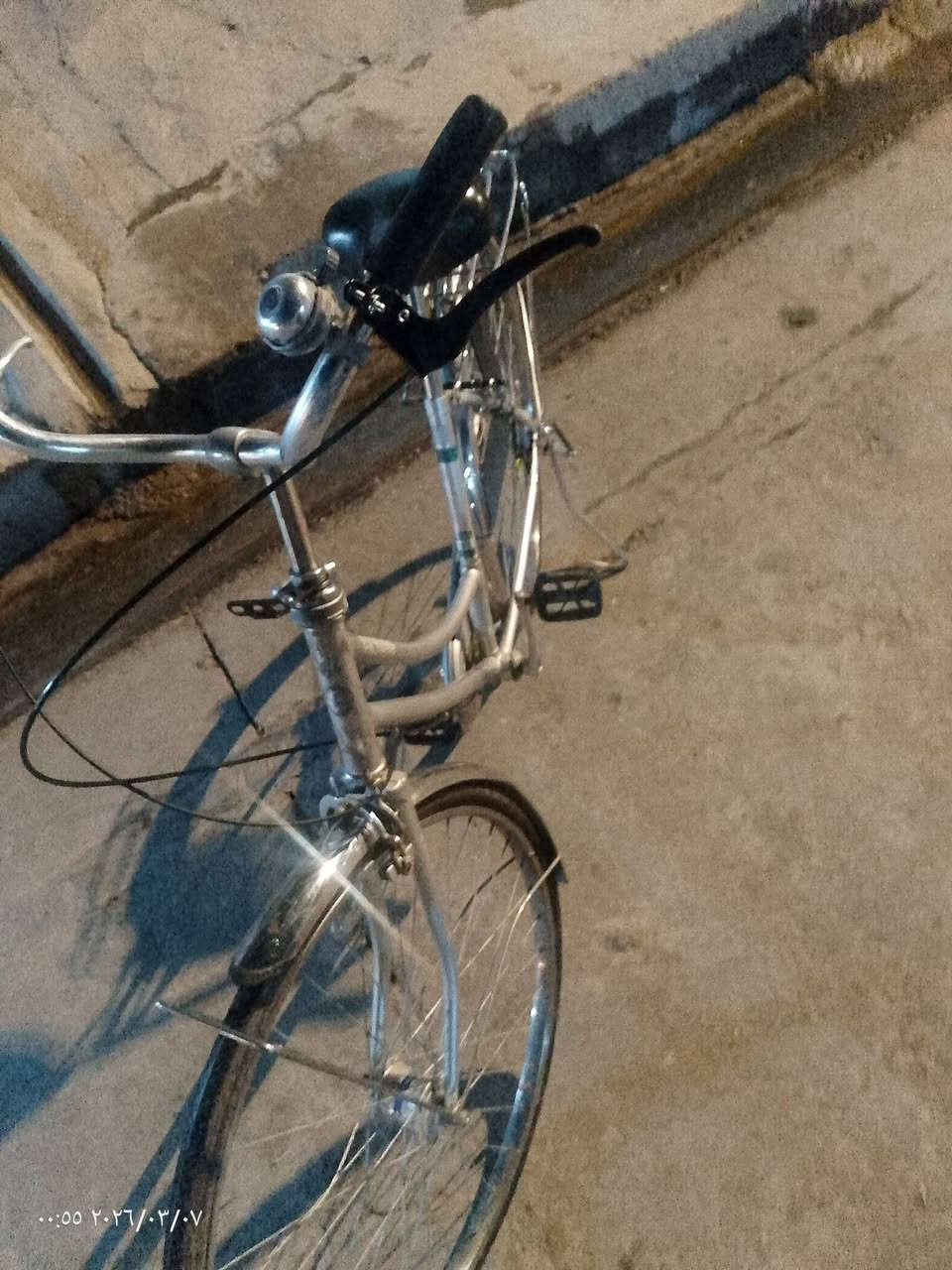 بايسكل حجم 26 نضافه 90/100السعر 90 وبي مجال


**إذا كنت صاحب هذا الإعلان وتريد حذفه لأي سبب، رجاءا أرسل رسالة إلى الدعم الفني**