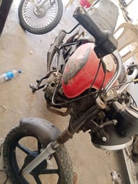 بوكسر للبيع سعر 400 موديل 21 للستفسار 07853445625