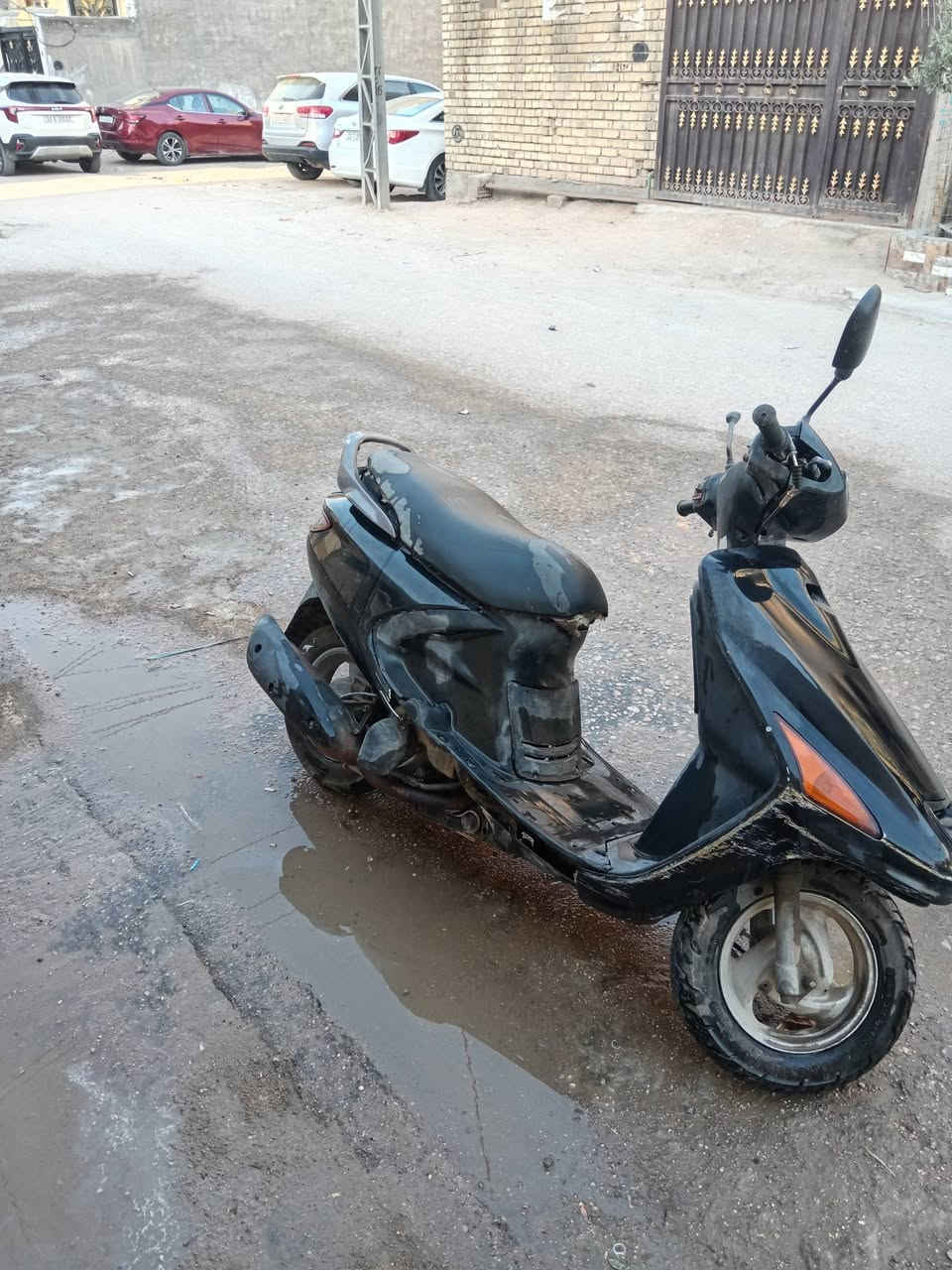 فراشه للبيع مجفت بستم فقط بدون كهربائيات يحتاج الها باتري
سعر 275
***********
