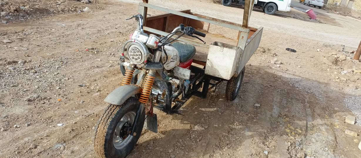 ستوته دايوان للبيع مكفوله محرك صار اربع اشهور من شاده شاصي تايرات جددباكيت اوياله جدديعني ستوته مكفوله اوراق***********
