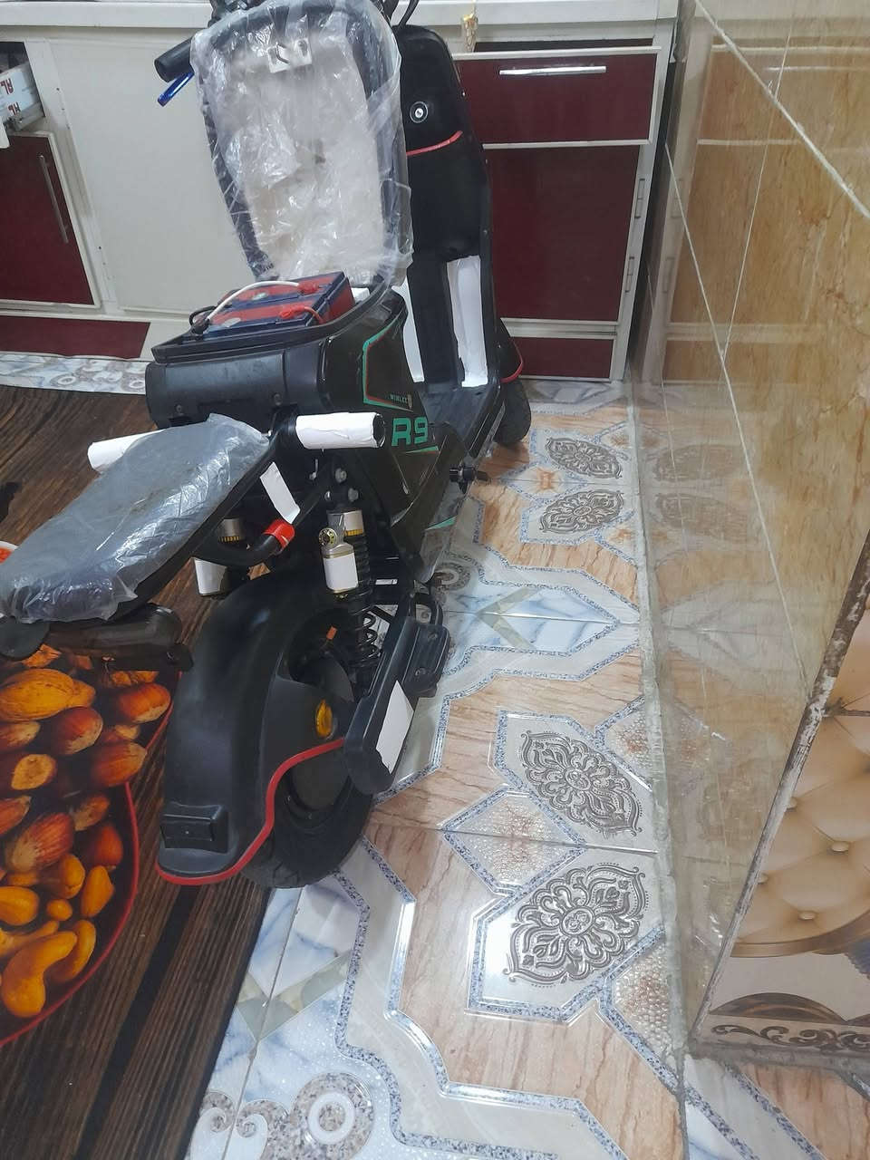 دراجه شحن ار تسعه جديده 5بطاريات جديده كلش اشاير لايت كامله مكمله مابيه كل نقص تجي وتشوف بعينك السعر 350 بيه مجال قليل مكان البصره القبله حي الشهداء قرب افران النرجس *********** واتساب

