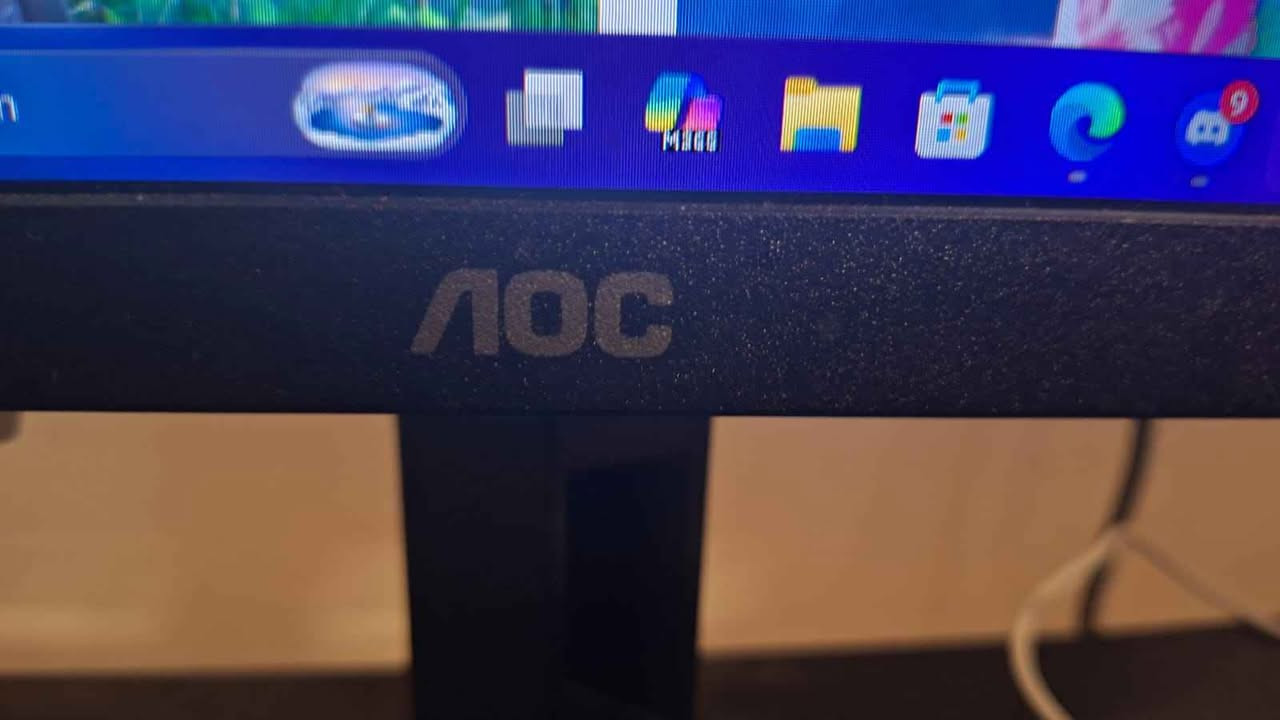 کامل سێتئەپ خوار هەموو بازاڕ بەس پارەی کەیسەکە و مۆنیتەرەکەیە
cpu: ryzen 5 5500
motherboard: b450m-a pro max msi
ram: LEXAR 16GB 3200MHZ
gpu: MSI GAMING X TRIO RTX 3060 126B
hard drive: LEXAR 480GB SSD
power supply: MSI GOOW BRONZE 80 PLUS
monitor: AOC  180 hz 0.5 ms 24 inje ips
mez: 120 cm carbon fiber 
kursi: reddragon masajj 
headset 
mouse
keyboard 
820$ السليمانية, العراق


**إذا كنت صاحب هذا الإعلان وتريد حذفه لأي سبب، رجاءا أرسل رسالة إلى الدعم الفني**