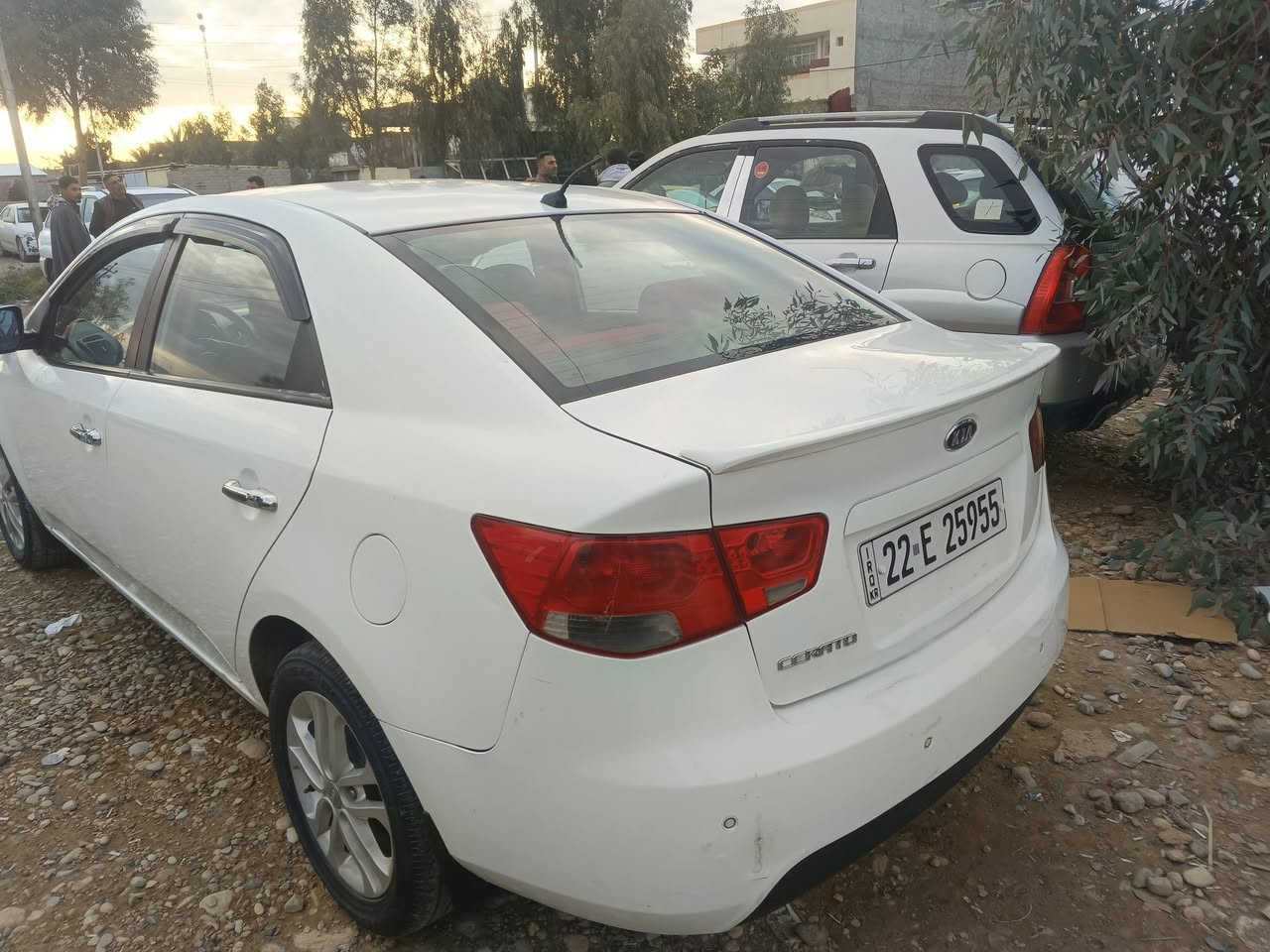 سلام عليكم سيراتو م 12 السونار مرفق مع المنشور رقم اربيل شرط التحويل العنوان ديالى  السعر 100 وبي مجال ***********
