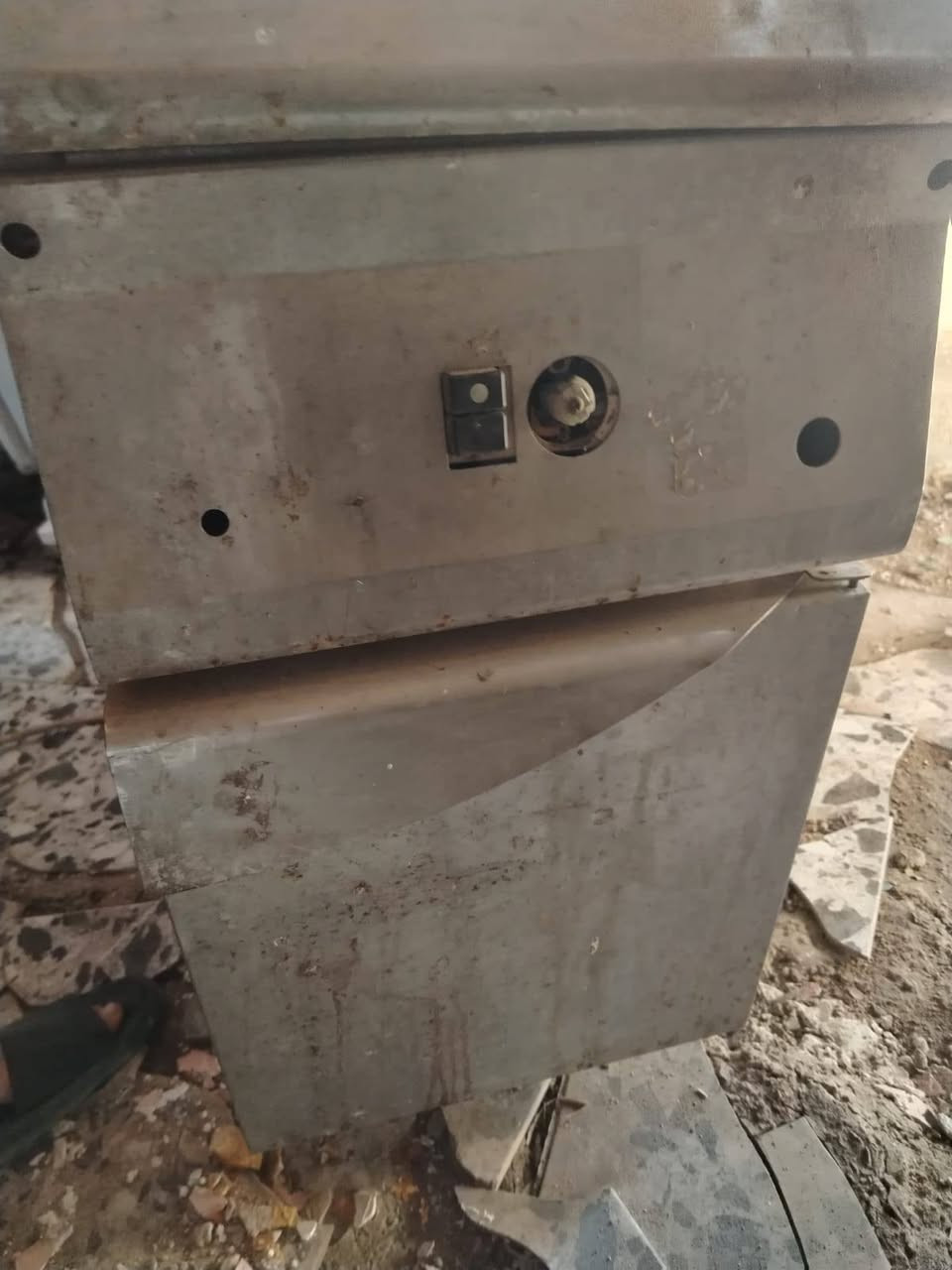 عندي غراض مستعمله للبيع
نطافه ٥٠٪
شغالات
فقط الفرن تشكل مرات الساعه الفوك مالته
عنوان بغداد


**إذا كنت صاحب هذا الإعلان وتريد حذفه لأي سبب، رجاءا أرسل رسالة إلى الدعم الفني**