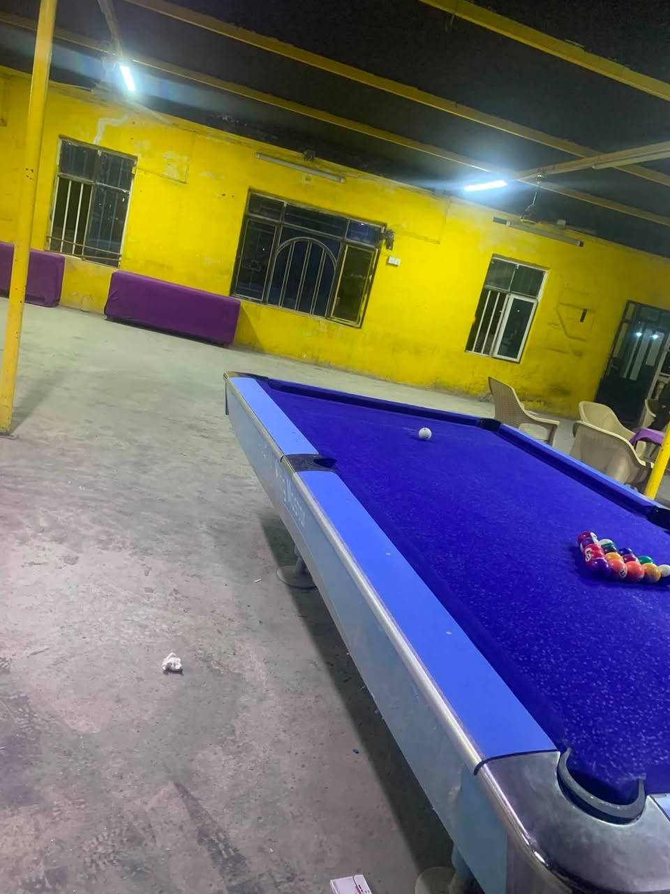 سلام عليكم ميز سوبر ماستر نضيف ميه بل ميه السعر خاص توصل عل رقم ***********
