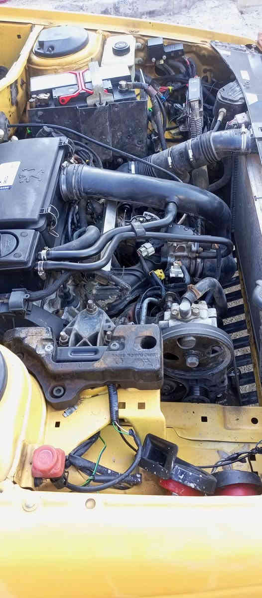 سلام عليكم بيجوبارس للبيع موديل 2015مكينة وكير خير من الله صدر جديد تخم تاير  رقم بغداد نكليزي هزه جديدة هيئة غرامات مصفرة بسمي  تحويل مباشر كشرة بلادي السيارة لا خياس والتبديل السعر.  44.   وبيها مجال بسيط العنوان بغداد العبيدي الرقم ***********.   غير متواجد علاالفيس
