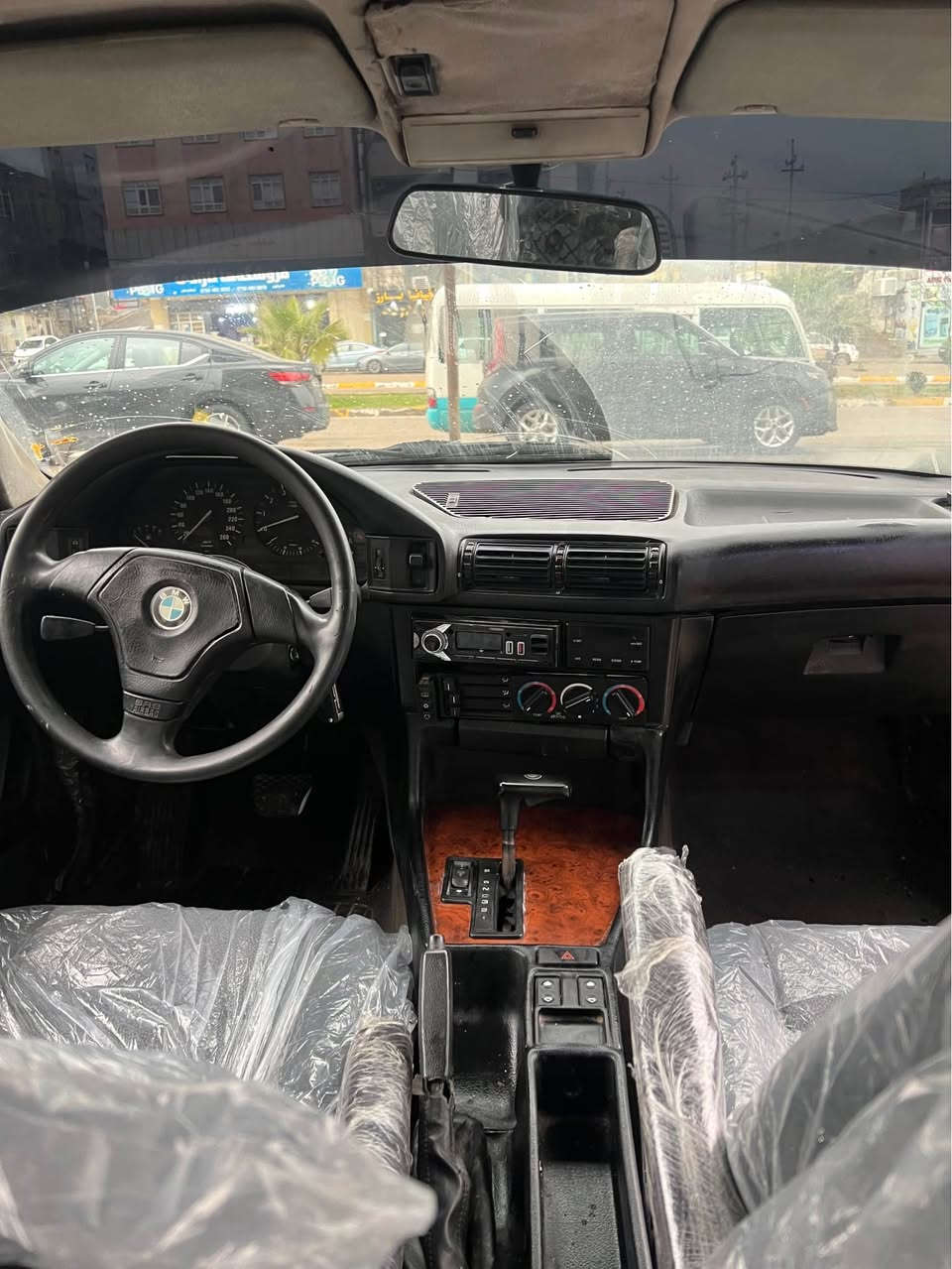 سلام عليكم 
لبيع BMW🔥
✈️525Aiاصل
موديل 1992
لون ماروني 
مسكر  بلادي. كير اوتوماتيك
فتحه سلايد
كشنات جلد و قماش
ستيرن ارباگ
بجم عريض
دعاميات m سبورت
تايرات ويل خليه   جديد
سيارة مصبوغه عام جماليه جديد 
طخم + حداديه جديد 
رقم سليماني   رقم و سنويه جديد
كير و محرك. ب شرط
تحويل ب شرط غرامات مابيها
————————————————-
عنوان :عقرة قريب موصل و اربيل 📍
رقم تلفون 📞 
    كورك👈***********  
أسيا👈***********
***********
واتساب موجود علي كورك📲 أربيل, العراق
