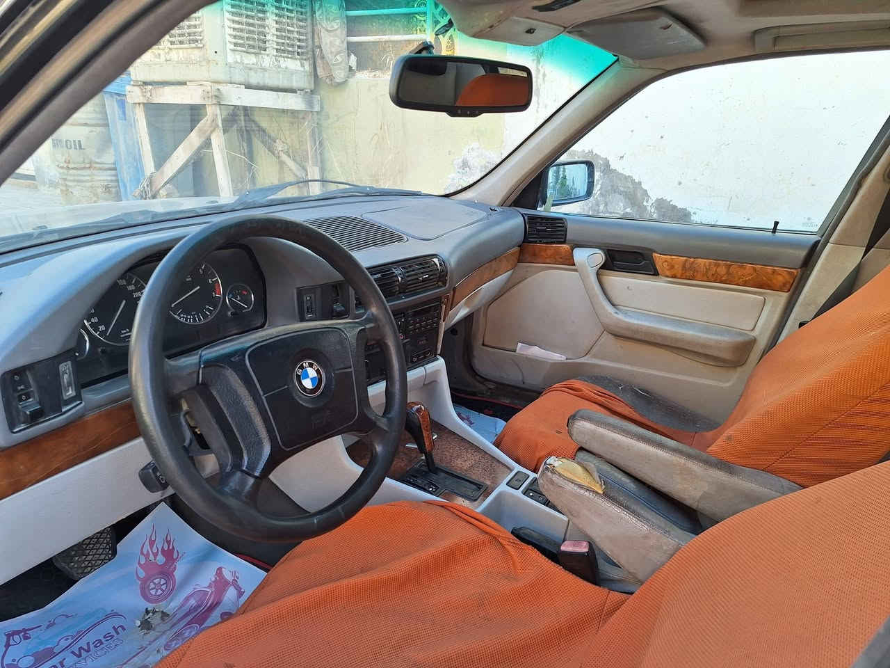 السلام عليكم
530 اصل 8 مكينه 40  موديل 94 اصل
السياره جاهزه بيه ترتيبات
رقم بغداد دولي بسمي  تحويل مباشر 
السياره فتحة بجم عريض كشنات كهرباء برده كهرباء تحكم ستيرا دبل ايرباك كامله مواصفات 
تخم تاير وحداديه جدد
حماوه ثابتا جوه النص  
#باور. عاطل
#محرك بيه. صوت قليل علمأ السياره فول نشاط ما اعرف. شنو. السبب. 
مكاني. نجف.   ***********
معروضه. 53.
