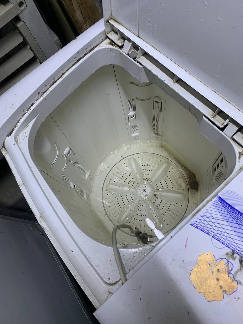 غساله للبيع شغاله سعر ٥٠ الف مكاني الحريه 077375152


**إذا كنت صاحب هذا الإعلان وتريد حذفه لأي سبب، رجاءا أرسل رسالة إلى الدعم الفني**