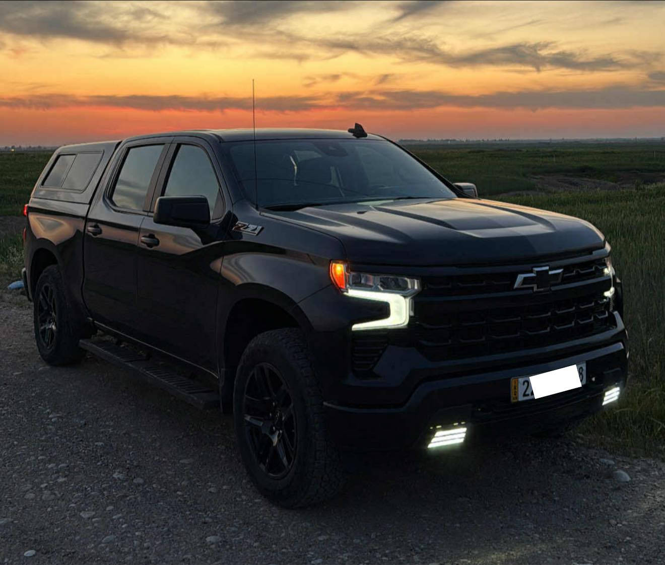 السلام عليكم حبايب
عندي بوكس صندوك يرهم سلفرادر سيرا فول امريكي اصلي ماركة قوية بي شبابيك داخلية تنفتح و سيم و مرتب و نظيف
للبيع للتواصل خاص او ***********
