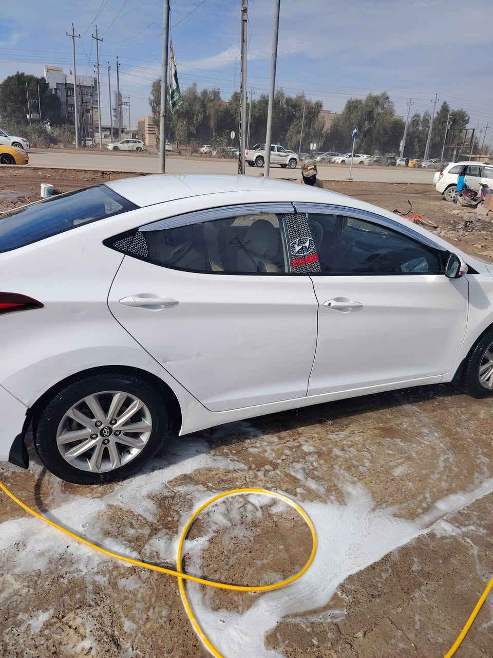 15خليجي بدون حادث وظربه بيهه بارد قليل رقم بغداد بسمي السعر 126وبيهه مجال للطيبين ***********
