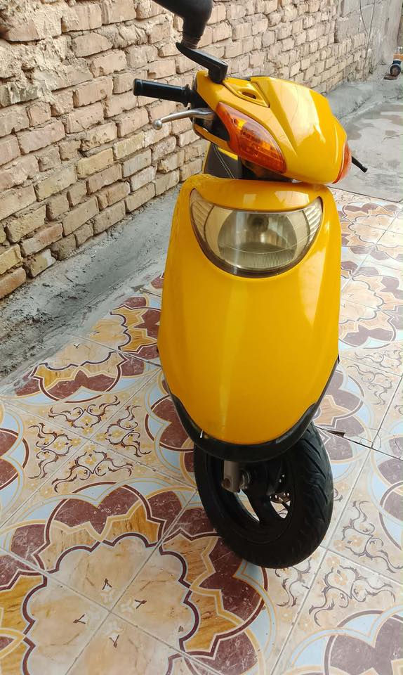 السلام عليكم دراجه ياباني مفتوحة رايمر مكينه ناعمه دراجه نظيفه ٣٥٠ وبيها مجال المو شراي لايكسر بحلال العالم ***********+مكلف بالنشر￼￼
