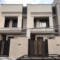 ￼   تونات ‏عدد 2#للبيع واجهه 5 "(مدخلين) بناء حديث ￼2025 ("اضلاعه مستق...