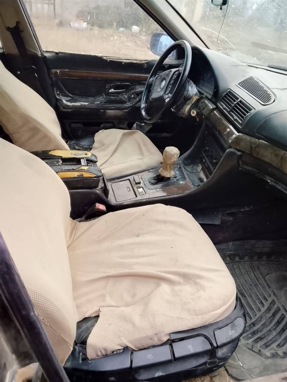 بيئم خفاش موديل ٩٧ محور مكينه وكير فيفيتي حداديه وتخم تاير رقم بصره موازي عندي وكاله عامه بسمي ام باركود تحويل ثاني يوم ٤٥وبيه مجال اذا اكو مراوس اراوس


**إذا كنت صاحب هذا الإعلان وتريد حذفه لأي سبب، رجاءا أرسل رسالة إلى الدعم الفني**