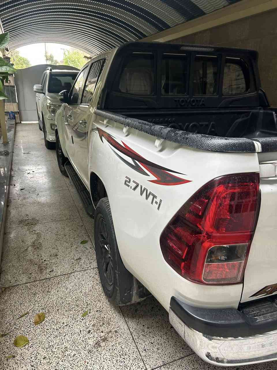 تيوتا اوتماتيك موديل ٢٣ فور ويل مكفولة ماشية ٢٣ السيارة جديدة *********** السعر ٣٠٥
