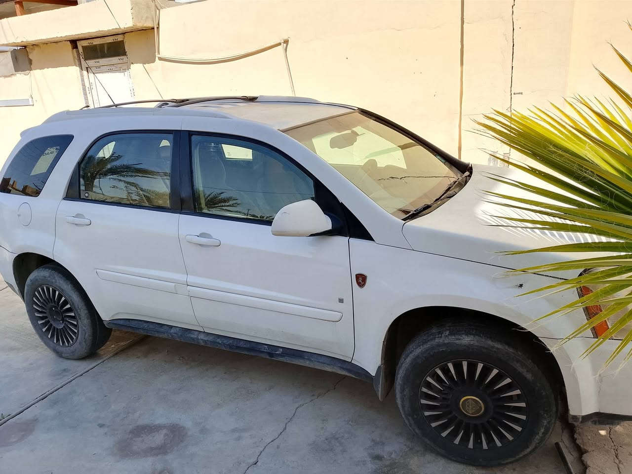 السلام عليكم كوينكس 2009للبيع رقم دولي كركوك السعر 65 وبيها مجال قليل المحرك بديه  تبخير الكير شرط مكاني صلاح الدين بيجي ***********
