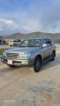 ماشاٲلڵە لەماڵی هەمولایەکمان لکزز 2005 دوبەی ساخ موسوبڕاوە بەشەرت پێوس...