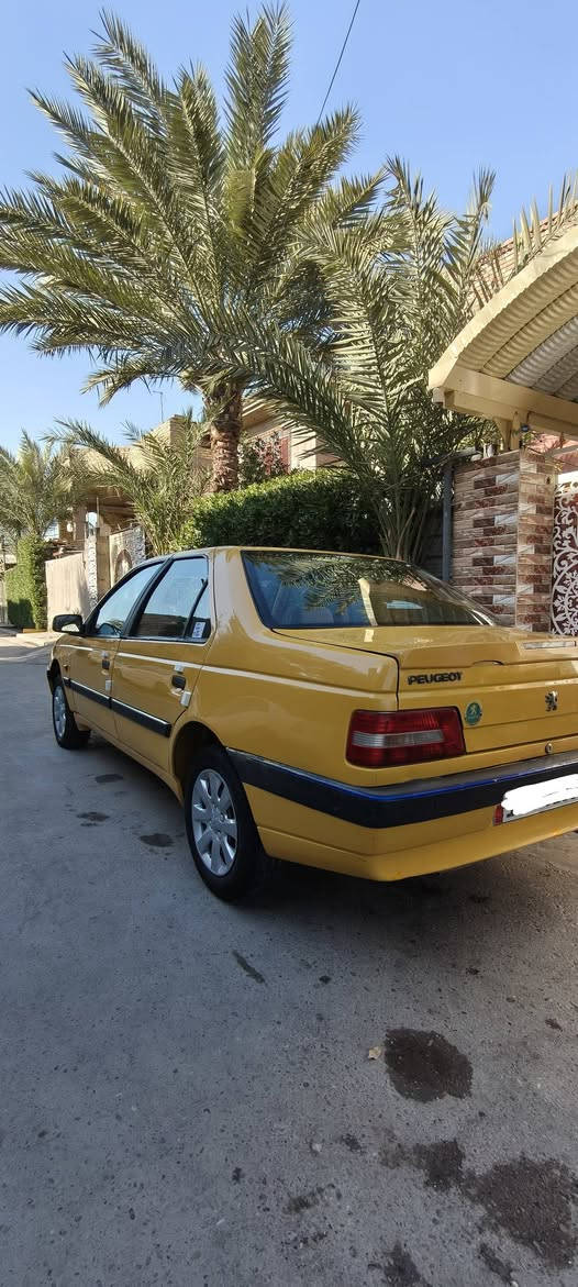 سلام وعليكم بيجو لميس موديل ٢٠١٦ بيهة صبغ جاملغ خلفي وباب خلفي صفحة سايق سيارة كلش نضيفة وجاهزة مكينة كير حدادية خير من الله تبريد ثلج كهربائيات كلهة شغالة غرفتهة كلش نضيفة سنوية ل٣٠ مصفرة هيئة وغرامات رقم بغداد دولي مكان بغداد سعر ٤٣ وبيهة مجال رقم ***********
