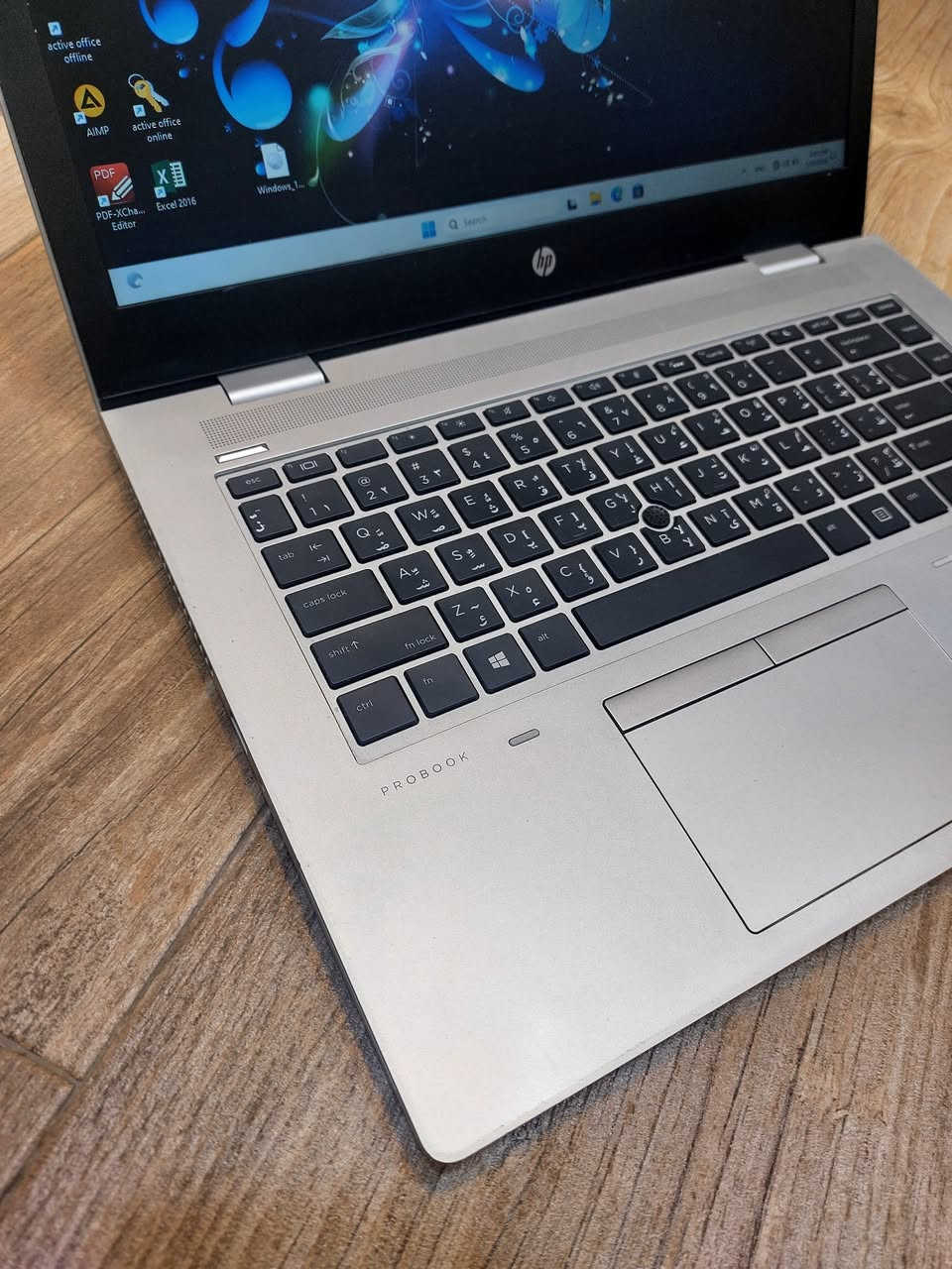 ب١٧٥ الف_عراقي فقط كمية محدودة عرض لفتره محدودة 
Hp probook 640g4
Intel core i5/7th generation جيل سابع 
Ram 8Gb قابل للتطوير 
Ssd 256Gb قابل للتطوير 
Screen 14" شاشة 
Back lights keyboard كيبورد ضوئي 
للحجز التواصل مع الرقم ***********
