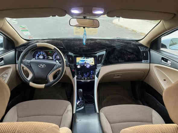 هونداي سوناتا وارد خليجي مكينه 2400دوش موديل 2012 الون ابيض ثلجي 
كرت براس لبنيد و3اماكن بارد بسيطه مواصفات فول عدا لبانورما
بلاجكتور
ارضيه جلد
قطعتين تبريد
شفتات ستيرن
بلاتوث
حاكيه
اواكس
اشاير بالمري
مري شفط
تحكم ستيرن جهتين
داخل عسلي
كشن جك
شاشه ايباد
كامره
حساسات
تحكم مري جانبي
كير/مكينه/تبريد/تخم تاير/دوشمه/ارضيه جلد/باتري/كهربائيات/صدر/كلها
سعر 119
***********
