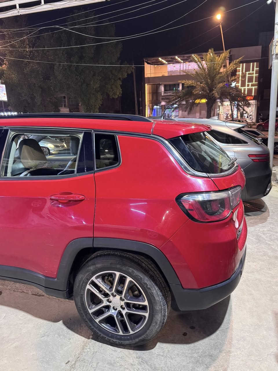 السلام عليكم
مكلف بالنشر 
Jeep compass 2019
بصمه ابواب
شاشه وكامره
فتحه سقف
داخل جلد لونين
ماشيه 104
حادثها جاملغ وبنيد بدون دواخل
ايرباك ستيرن صور الحادث مرفقه
السياره كامله بدون نواقص
رقم بابل
مكانها حله
للاستفسار اكثر الاتصال
***********
