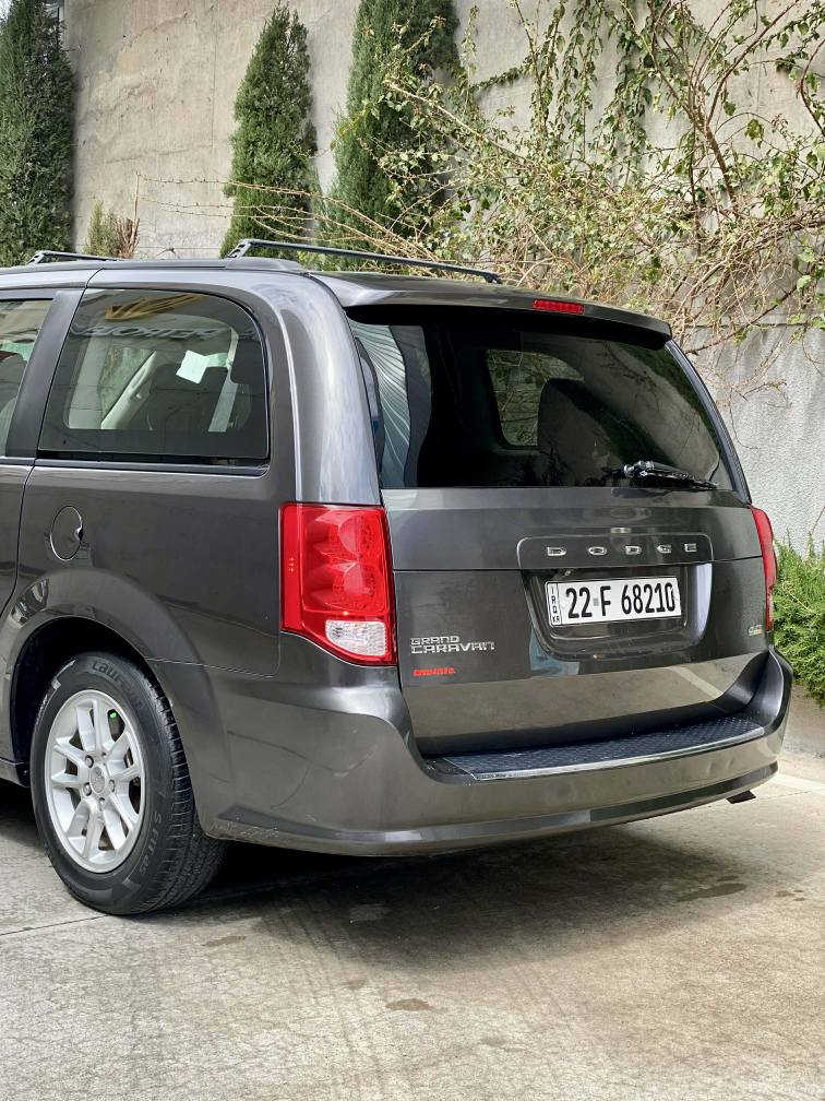 Dodge caravan ٢٠١٦کلین تایتل
دودج كيرفان ٢٠١٨ كلين تايتل
المكينة 3.6L V6
٨١ ألف مشيت
رقم اربیل ب اسمی
تحويل وغرامة على شرط
السيارة كلين تايتل كانت باسم إبراهيم خليل
ماكو أي بوياخ، ماكو أي سارد، ماكو أي شوخت
الدوام على شرط
3 ركائز كوشن
أبواب وصندوق كهرباء
تحكمات على الدركسون
تحديد سرعة
جنوط كروم 17
4 كفرات جديدة بالأسفل
كير والمكينة على شرط
ماكو أي مشكلة بالسيارة
أرقام صاحب السيارة:
( *********** ) اسیا
( *********** ) کورک السليمانية, العراق
