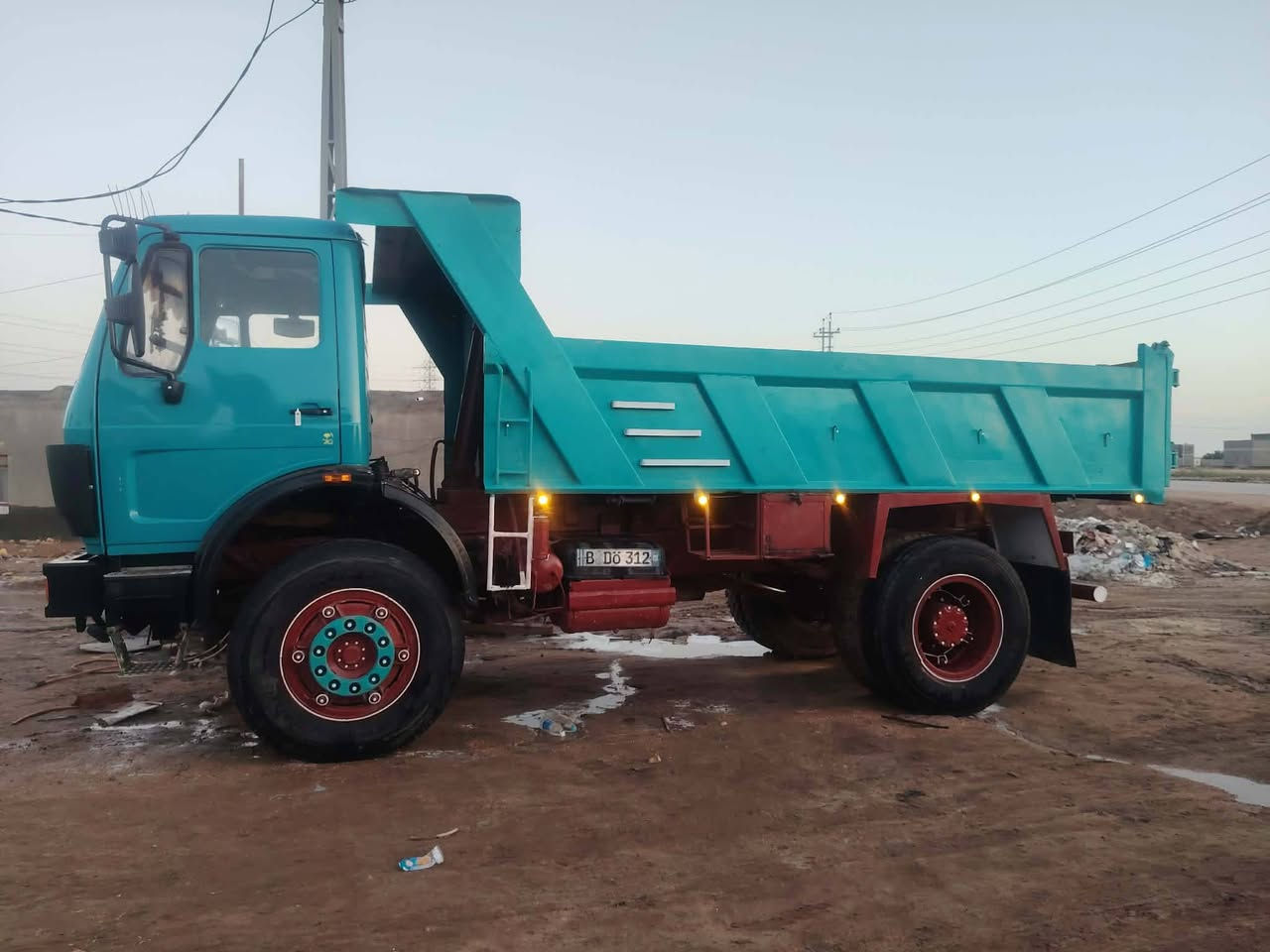 سلام عليكم البي البيع موديل 75 محرك 25 كير 25 كسن جيف شاصي مكفول تخم تاير قماره جديده دوشمه جديده كهربيات على حسب الصول رقم نجف نكليزي سعر 180 بيه مجال قليل قلاب بلادي مكان السماوه غير متواجد على الفيس بوك الستفسار على رقم /***********
