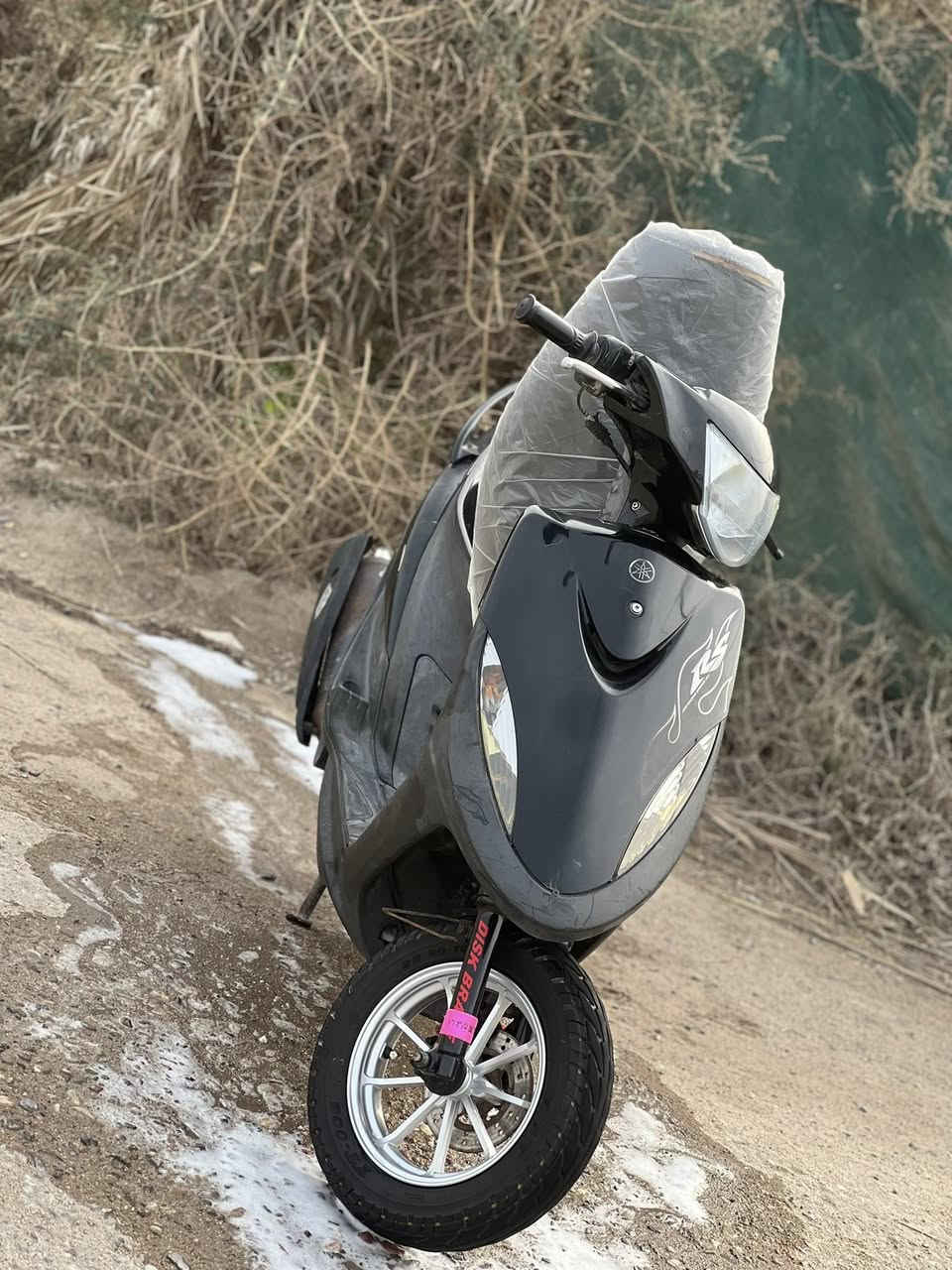 للبيع كفاله من كلشي صارله 10 ايام من منزله من الحاويه كلها ختم واحد ويه المكينه سعر وباقي تفاصيل خاص 

رقم الهاتف ***********/المو شراي لايتعبني رجاء
