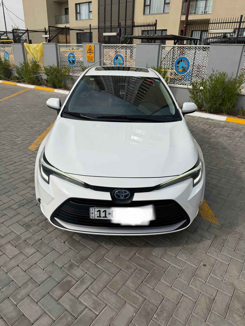 🧿السلام عليكم للبيع تيوتا كورلا 2024 فول مواصفات🧿
🛑 هاي السيارة تختلف عن الموجود كشن كهرباء 🛑
                  🛑🛑كشن جلد قرميدي🛑🛑

 🚧رقم بغداد مكفولة من الصبغ وبارد والتبديل 🚧

             ⚠️ماشية 68.000km وقابل للزيادة⚠️

      السعر المطلوب 149 ورقة وبيها مجال بسيط 

🔴🟠🔴🟠🔴🟠🟠🟠🟠🔴🟠🔴🟠🔴🟠

               🌐🌐مواصفات السيارة 🌐🌐
1.بصمة
2.شاشة كبيرة
3.فتحة سقف 
4.ويل كب 
6.اشاير بالمري
7.كروز سرعة
8.تحكم ستيرن
9.حساس ضغط الاطارات
10.لايت زنون
11.بك لايت لد
12.نضام ترحيب
13.محرك 1800
14.Aux
15.Bluetooth
16.Usb
17.Gbs
18.كشنات جلد قرميدي 
19.رادار
20.قطعتين تبريد
21.درايف مود ثلاث وضعيات للقيادة
(Eco-Sport-Contort)
22.بصمة ابواب
23.كامرة دوارة
24.كشن كهرباء

●○ملاحظة جميع المذكور اعلاه بلادي شركة اصلي○●

للاستفسار اكثر الاتصال على الارقام أدناه⬇️

📍الضباط مقابل محطة وقود حي العامل

***********📞
